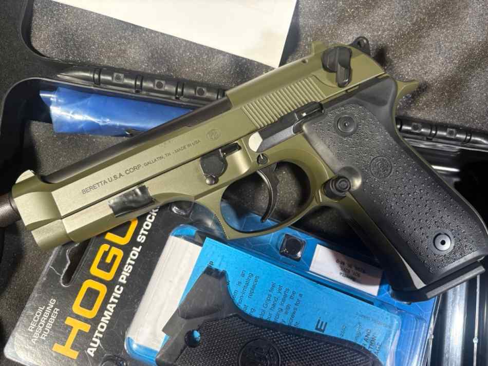 Beretta 92fs 9mm threaded green