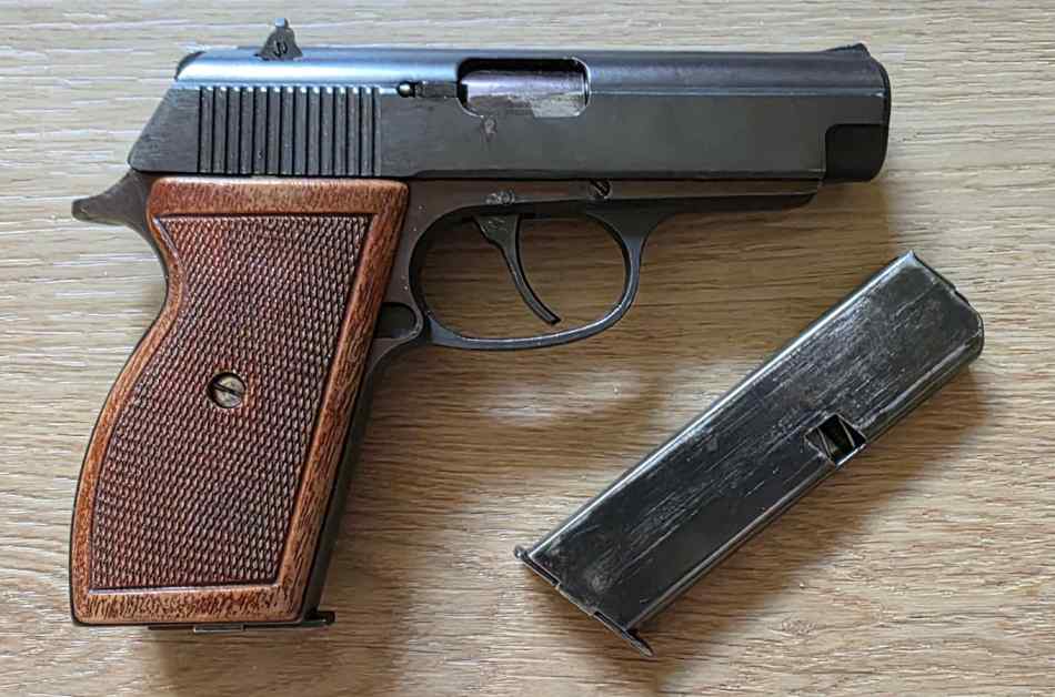 Sterling 400 (380 Auto)