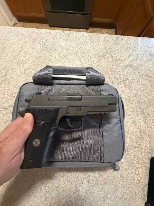 Sig 226 Legion 