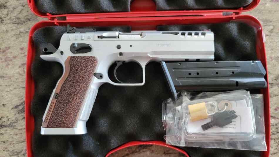Tanfoglio Defiant Stock Master 9mm
