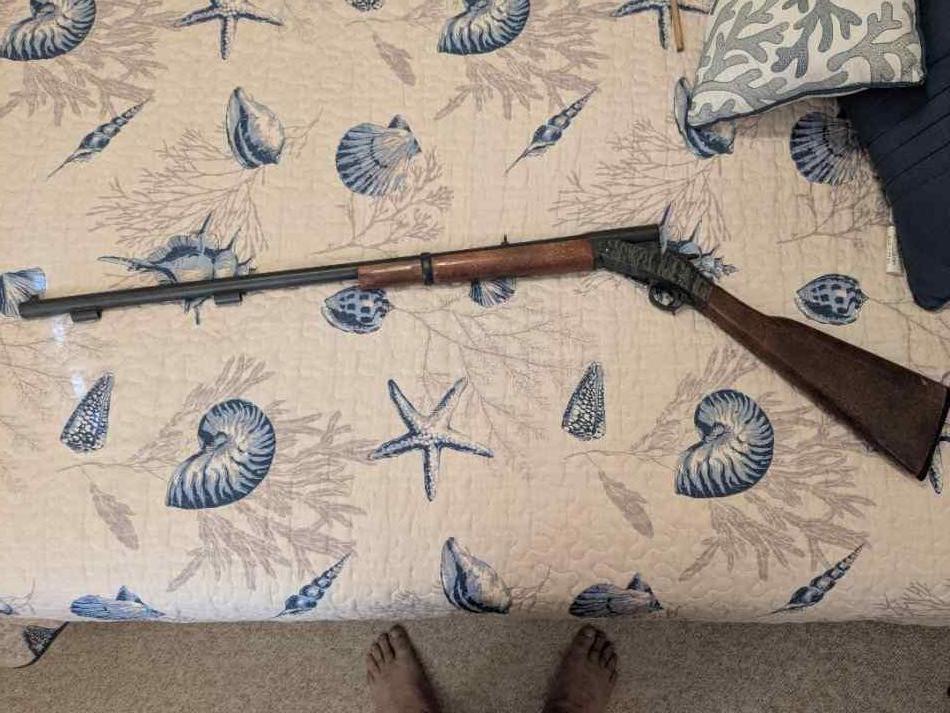Harrington &amp; Richardson 58cal Black Powder Rifle